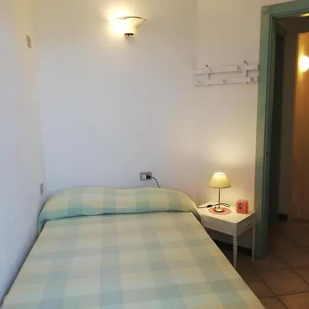 Confortevole Trilocale Con Vista Mare A San Pasquale, Sardegna *