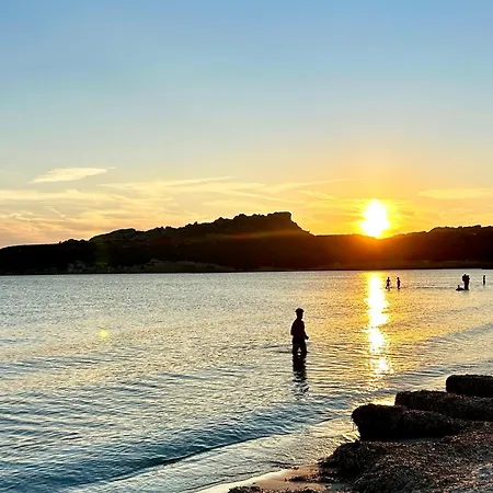 Confortevole Trilocale Con Vista Mare A San Pasquale, Sardegna Vakantiehuis San Pasquale